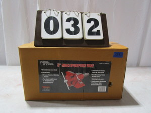 lot 32 image: Real Steel 5 Multipurpose Vise