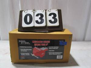 lot 33 image: Real Steel 6 Mechanic Bench Vise