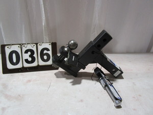 lot 36 image: Reese Ball Mount