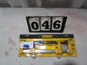 lot 46 image: DeWalt 4 pc 600 Lb Bar Clamp Set