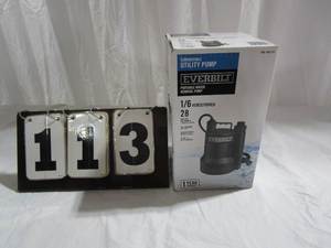 lot 113 image: Wayne Submersible Utility Pump