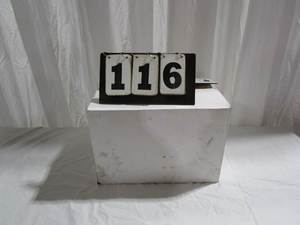 lot 116 image: Wagner Flexio Stationary Paint Sprayer Kit