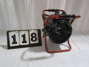 lot 118 image: Mr. Heater Forced Air Electric Heater