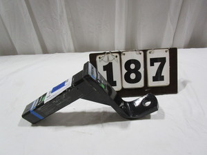 lot 187 image: Reese Tow Power 8 Drop Receiver