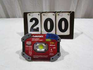 lot 200 image: Husky 1000 Lumen LED Utility Light