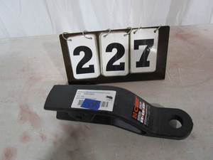 lot 227 image: Curt Ball Mount