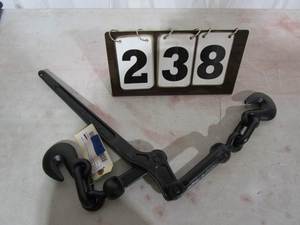 lot 238 image: Wood Tuff Tow 38 Load Binder - Lever