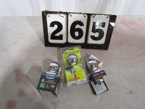 lot 265 image: Trailer Hitch Balls - 2