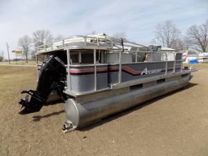 1990 Alumacraft Sun Clipper