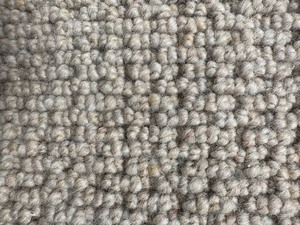 lot 301 image: 120 sq ft Wool Berber carpet High End 13.2 x 9.25