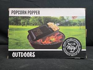 lot 20 image: Nifty Outdoors Popcorn Popper with Handle
