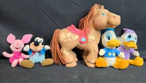 lot 35 image: Set of Disney and Cartoon Character Plush Toys