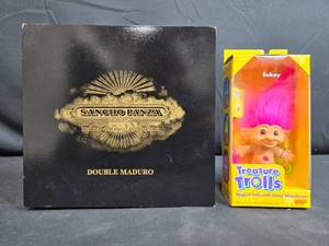 lot 36 image: Collection Sancho Panza Cigar Box, 1982 Avon Mothers Day Plate, and Sukey Treasure Troll
