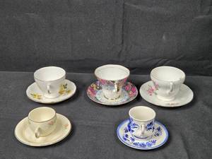 lot 45 image: Set of 5 Vintage Mixed Fine China Tea Cups and Saucers