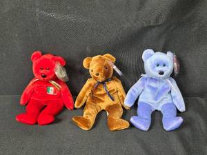 lot 59 image: Collection of 3 Ty Beanie Babies Teddy Bears