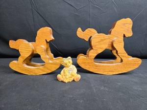 lot 66 image: Set of 2 Vintage Wooden Rocking Horses and Cherished Teddies Figurine