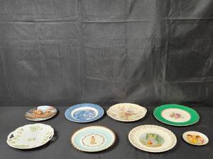 lot 101 image: Collection of 8 Decorative Plates Including Alpine White and Royal Patterns
