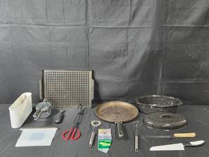 lot 155 image: Kitchenware Collection with Roaster, Grill Pan, and Cooking Tools
