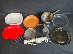 lot 164 image: Collection of Kitchenware including Pots, Blender, and Strainers