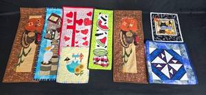 lot 165 image: Collection of Quilted Decorative Wall Hangings and Table Runners
