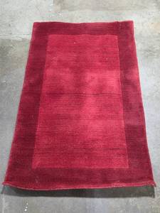 lot 185 image: Henley Woolmark Certified Wool Area Rug 36 x 60