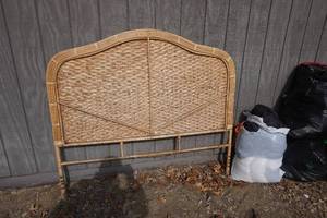 lot 34 image: Twin Size Wicker Headboard