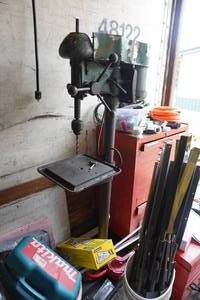 lot 9 image: Vintage Buffalo Heavy Duty Drill Press
