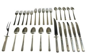 27-Piece Regency by Lunt Sterling Silver Flatware (1,264 grams total weight, 744 grams without Knives & Carving Fork)