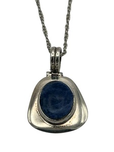 lot 12 image: Vintage 18 925 Sterling Silver Necklace with 950 Silver Pendant (5 grams total weight)