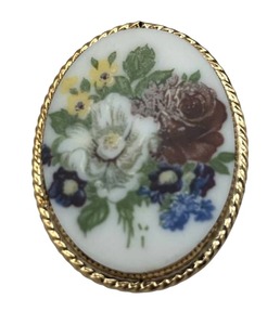 lot 26 image: Vintage Hand Painted Oval Milk Glass Pin Brooch with Rose Flowers (1.25 x 1.75)