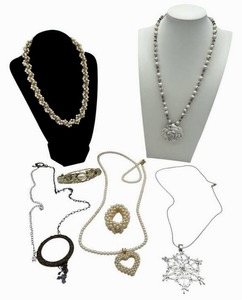 lot 43 image: Vintage Costume Jewelry - Faux Pearls, Anne Klein, Avon, and More