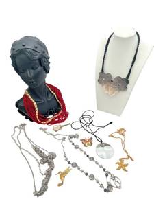 lot 58 image: Beautiful Costume Jewelry Lot including Krementz Hummingbird Blue Eyed Brooch