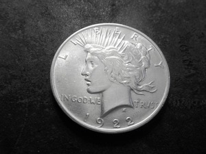 lot 30 image: 1922 Peace Silver Dollar