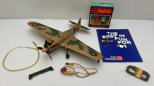 lot 4 image: Vintage 1960s - 70s Cox Thimble Drome P-40 Warhawk Flying Tiger & More (Pre-Owned Needs Cleaning)