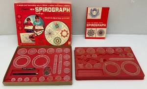 lot 16 image: Vintage 1967 Kenners Spirograph No. 401 Drawing Set (Some Pieces Missing)
