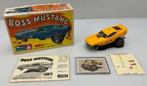 lot 91 image: Vintage 1970 Monogram BOSS MUSTANG Snap Tite Model Kit (In Original Box) Plus Bonus Trading Card In Protective Sleeve