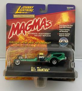 lot 102 image: 1999 JOHNNY LIGHTNING Magmas Heavyweight Die-Cast Trantula (NEW On Original Card)