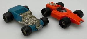 lot 178 image: 1970s Vintage Tonka Totes Screamin Demon Indy Cars Orange & T-Bucket Street Rod Blue Broken Windshield Frame Great Condition