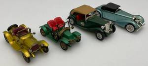 lot 211 image: Misc. Vintage Match Box Cars
