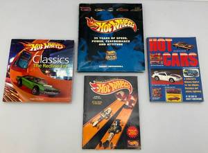 lot 223 image: Misc. Vintage Hot Wheels Redline Guides & More