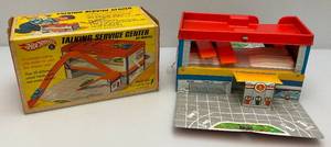 lot 269 image: 1968 Hot Wheels Talking Service Center In Original Box (Voice Box Bad & One Ramp Missing)