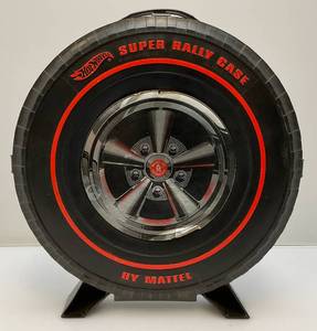 lot 280 image: Vintage 1960s Mattel Hot Wheels Super Rally Case (Nice Shape)