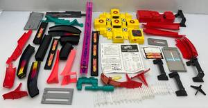 lot 290 image: Vintage Hot Wheels Figure 8 Starter Set And More
