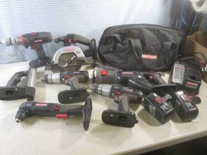lot 23 image: (EC1) Craftsman 19.2 Volt Cordless ...