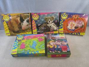 lot 88 image: (CSB) 5 New 63 Piece Puzzles - Unop...