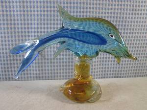 lot 140 image: (FS) Vintage Murano Glass Handblown...