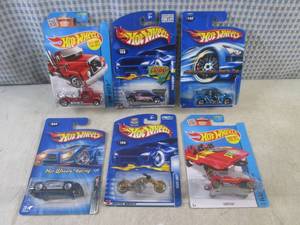 lot 146 image: (EC1) Assorted Hot Wheels In Packag...