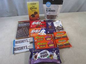 lot 172 image: (B-1) Assorted Snacks Past Date...