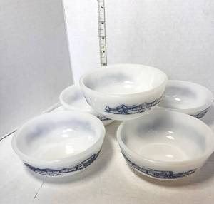 lot 60 image: Set of Vintage Glasbake Currier & Ives Locomotive Train Bowls