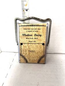 lot 99 image: Antique Modern Dairy Blue Earth MN Advertising